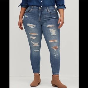 Bombshell Skinny Distressed Jeans